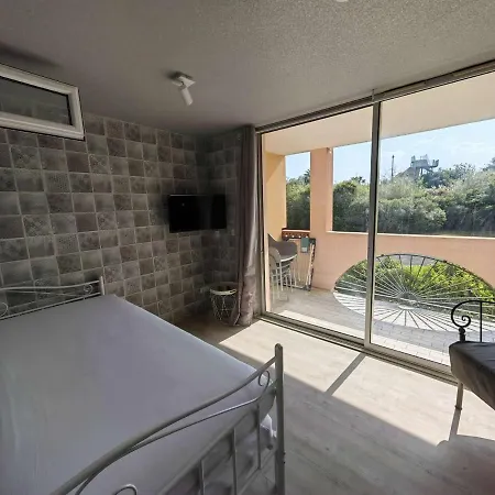 Apartament Renove Avec Terrasse, Climatisation, Proche - Fr-1-607-165